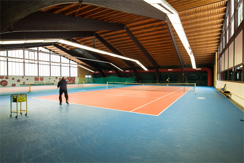 Foto per campo da tennis coperto Brunico, via Tennis, Brunico